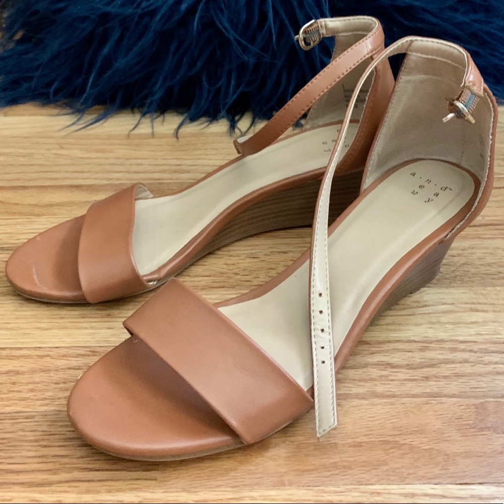 Short Wedge Heel